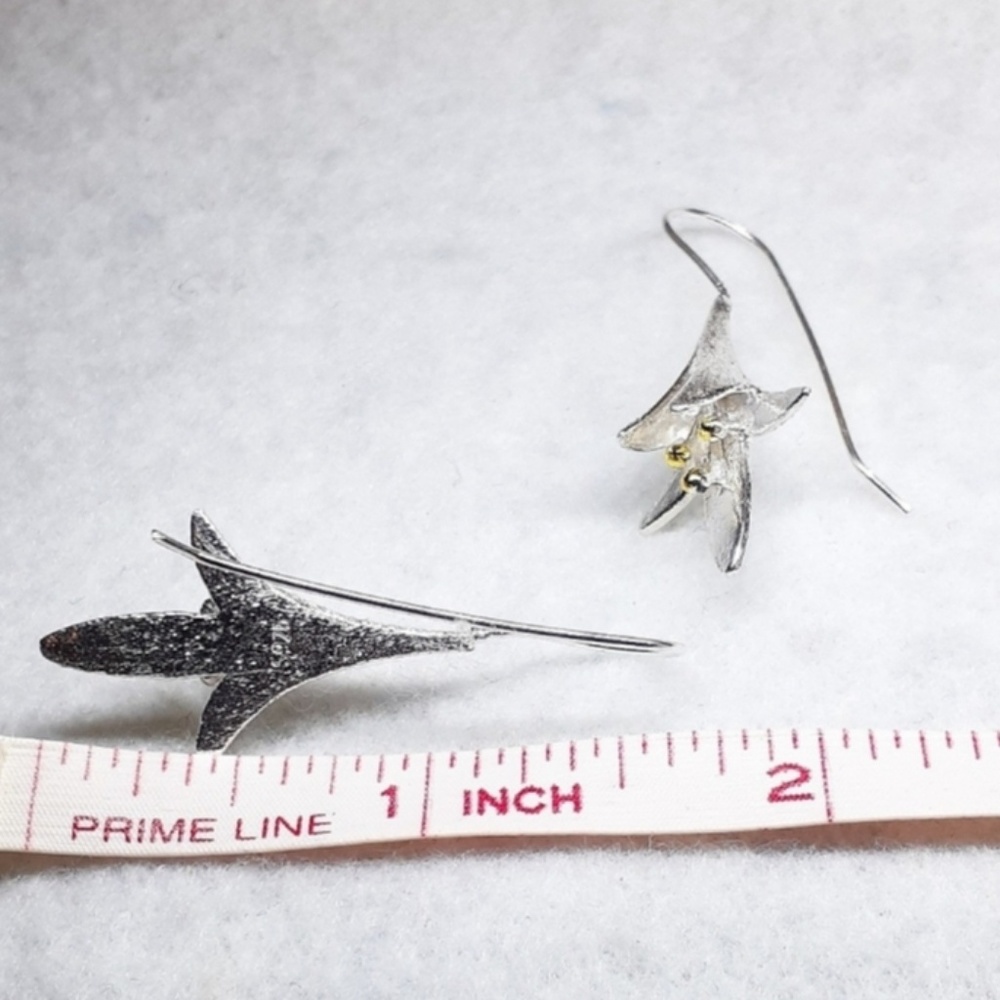 ๐925 Lily Drop Earing - Picture 5 of 6